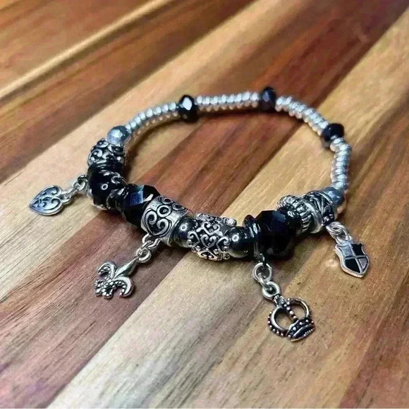 Crown Charm Beads and Charms Bracelet - Picture 3 of 3